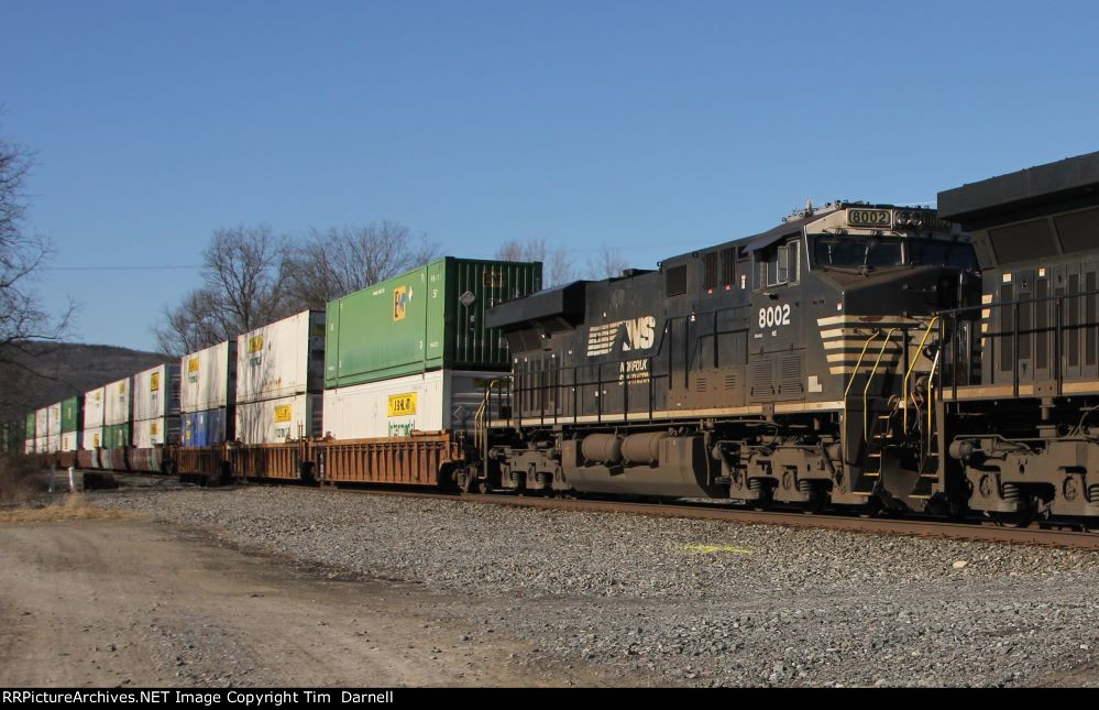 NS 8002 on 264